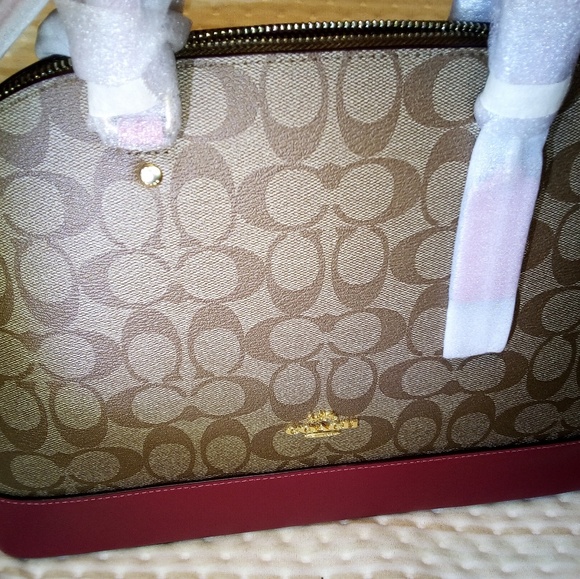 Coach Handbags - Purse